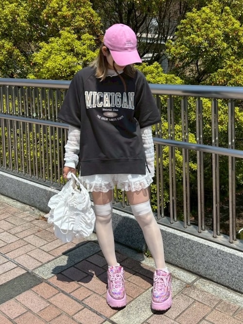 【完売必至】SELF PORTRAIT フリルミディスカート サンリオキャラクターズ コラボ 千鳥柄刺しゅう フリルスカート