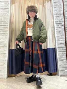 「AS KNOW AS plus（アズノゥアズプラス）のアイテム（MA-1）」を使った、AS KNOW AS plus/アズノゥアズプラスさん（レディース・158cm）の冬コーディネート