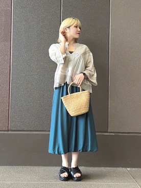 「AS KNOW AS plus（アズノゥアズプラス）の●ひんやり接触冷感 バルーンロングスカート（スカート、ブルー系）」を使った、AS KNOW AS plus/アズノゥアズプラスさん（レディース・158cm）の夏コーディネート