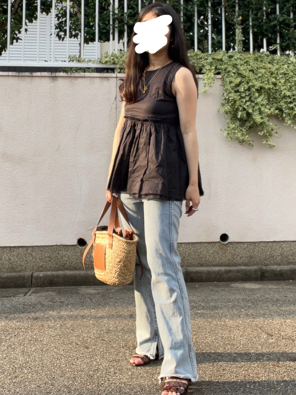 anuke（アンヌーク）の「Sheer Peplum Tops（タンクトップ