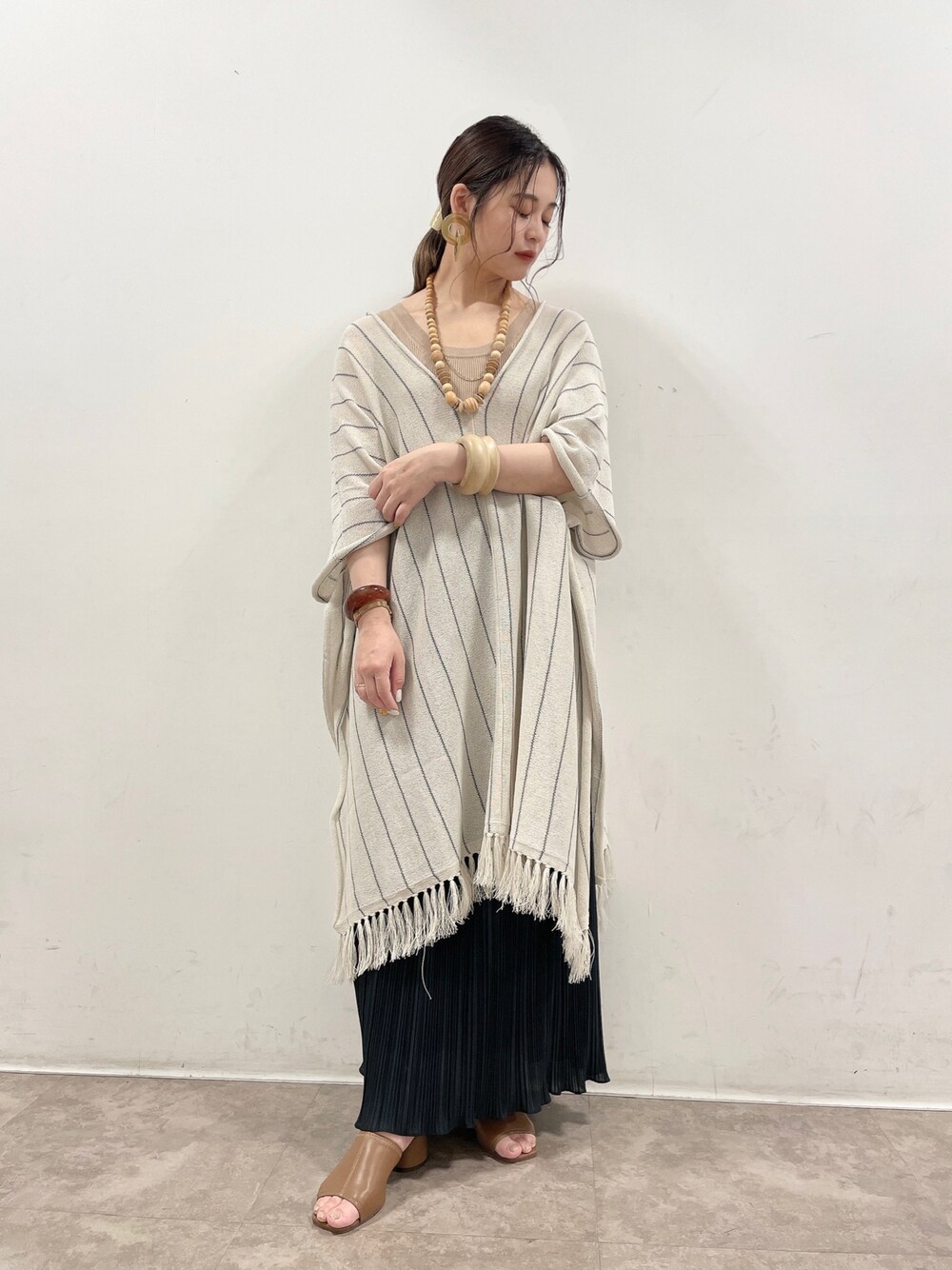 美品 Plage プラージュ / WASHI フリンジ ポンチョ ニット 美品 Plage プラージュ / WASHI フリンジ ポンチョ ニット