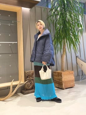 「アイテム（ダウンジャケット/コート、ブルー系）」を使った、HALHIさん（レディース・161cm）の秋コーディネート