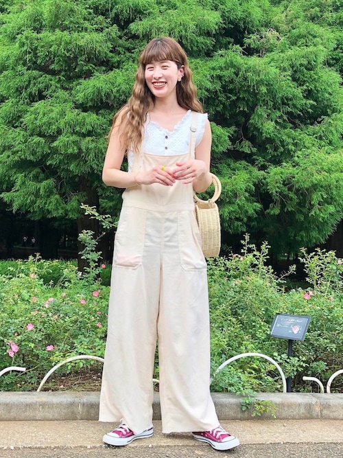ハヤシ　アンナさんのコーディネート