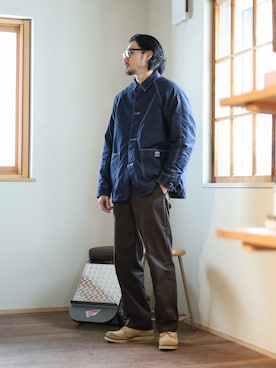 「アイテム（チノパンツ）」を使った、KONさん（メンズ・176cm・30代）の冬コーディネート