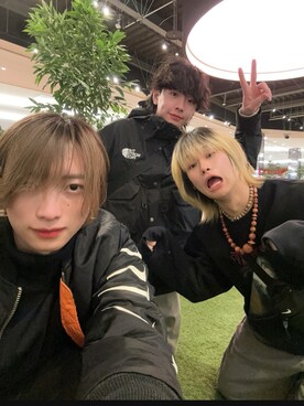 「友達」｜rÜkさん（メンズ・173cm）の冬コーディネート