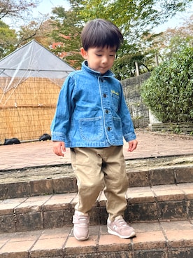 「アイテム（カバーオール）」を使った、ちとさん（キッズ・100cm）の秋コーディネート