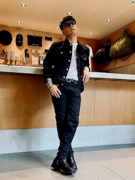 「アイテム（バングル/リストバンド）」を使った、KOJI(GARDEN CREW)さん（メンズ・170cm）の夏コーディネート