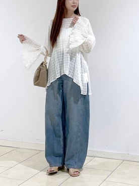 「A part by（アパートバイ）のApbコクーンデニムパンツ（デニムパンツ、ブルー系）」を使った、cocoさん（レディース・160cm）の春コーディネート