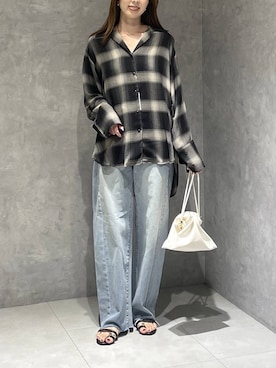 「A part by（アパートバイ）のキンチャクミニショルダバッグ（ショルダーバッグ、ホワイト系）」を使った、cocoさん（レディース・160cm）の夏コーディネート