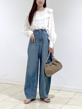 「A part by（アパートバイ）のApbコクーンデニムパンツ（デニムパンツ、ブルー系）」を使った、cocoさん（レディース・160cm）の春コーディネート