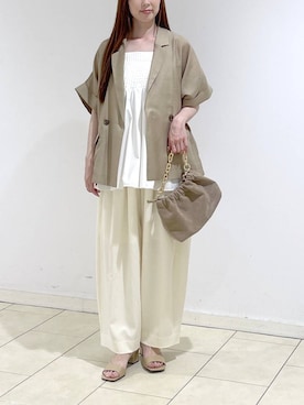 「A part by（アパートバイ）のスラックスコクーンボリュームパンツ（スラックス、ホワイト系）」を使った、cocoさん（レディース・160cm）の春コーディネート