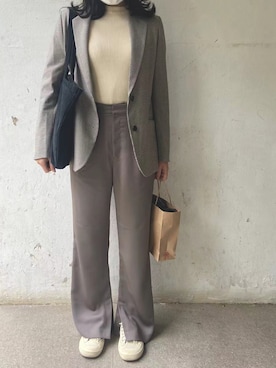「UNIQLO（ユニクロ）のアイテム（テーラードジャケット、グレー系）」を使った、tohanさん（レディース・161cm）の春コーディネート