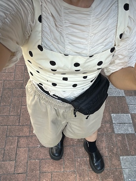 「HOLIDAY（ホリデイ）のHOLIDAY PACKABLE MINI WAIST BAG パッカブルホリデイミニウエストバッグ（ボディバッグ/ウエストポーチ、ブラック系）」を使った、たかこさん（レディース・158cm）の夏コーディネート