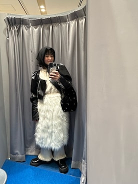 「SMELLY（スメリー）のアイテム」を使った、たかこさん（レディース・158cm）の冬コーディネート