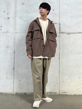 「JUNRED（ジュンレッド）のアイテム（チノパンツ）」を使った、BABAさん（メンズ・177cm）の秋コーディネート