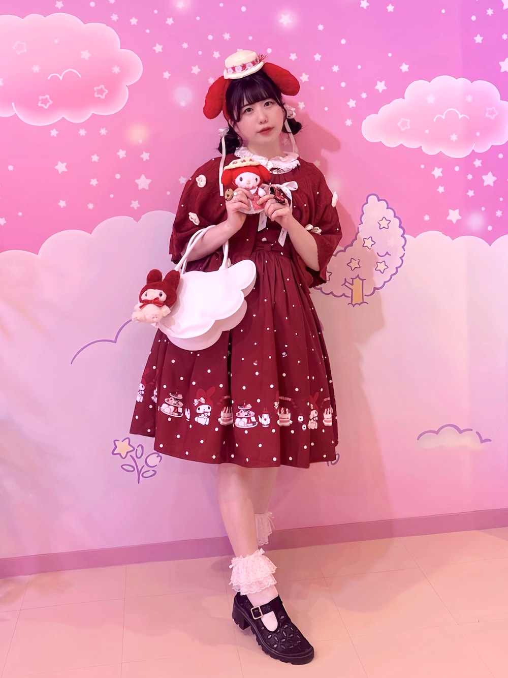 「レイヤードスタイル、ワンピーススタイル、ピューロランド、テーマパークコーデ、赤、ロリィタ、ロリータ、ガーリー」｜「axes femmeのマイメロディ／ジャンスカ（ワンピース、レッド系）」を使った、愛ゆえにさん（レディース・154cm）の夏コーディネートの1枚目の写真