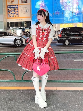 「アイテム（ジャンパースカート）」を使った、愛ゆえにさん（レディース・154cm）の秋コーディネート