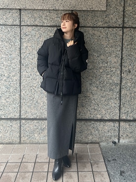 「ロゴニット」｜「アイテム（ダウンジャケット/コート）」を使った、うっちーさん（レディース・157cm）の秋コーディネート