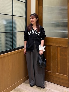 「アイテム（シュシュ）」を使った、yukinoさん（レディース・155cm）の秋コーディネート