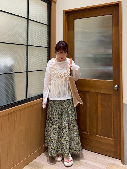 無地花柄アソートシャーリングスカート