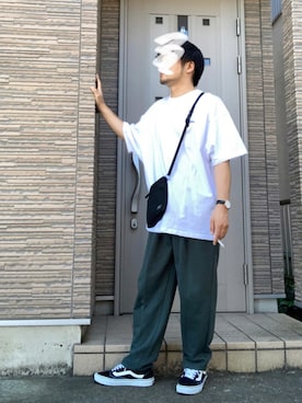 「オールドスクール」｜「アイテム（スウェットパンツ）」を使った、タルナンドさん（メンズ・165cm）の秋コーディネート