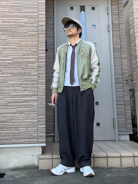 「アイテム（スカジャン）」を使った、タルナンドさん（メンズ・165cm）の秋コーディネート