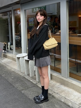 「アイテム（バッグ、イエロー系）」を使った、kurumiさん（レディース・160cm）の秋コーディネート