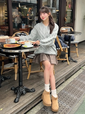 「GRL（グレイル）のアイテム（ニット/セーター、ブルー系）」を使った、kurumiさん（レディース・160cm）の冬コーディネート