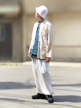 「SPINNS（スピンズ）のアイテム（チノパンツ）」を使った、サマルさん（メンズ・175cm）の春コーディネート