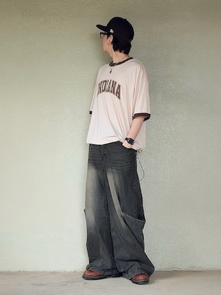 「Dr. Martens(ドクターマーチン)のアイテム(シューズ)」を使った、サマルさん(メンズ・175cm)の春コーディネート