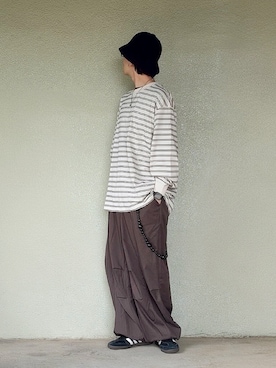 「アイテム（スニーカー）」を使った、サマルさん（メンズ・175cm）の秋コーディネート