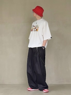 「NIKE（ナイキ）のアイテム（スニーカー、レッド系）」を使った、サマルさん（メンズ・175cm）の夏コーディネート