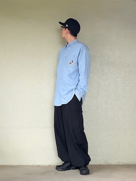 「ミッキー」｜「アイテム（カーゴパンツ）」を使った、サマルさん（メンズ・175cm）の春コーディネート