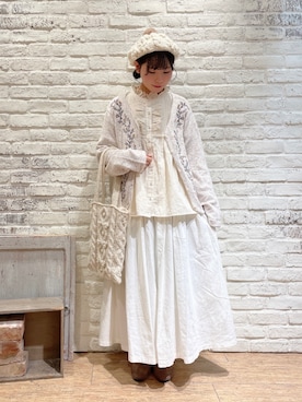 「オールホワイト」｜「アイテム（ハンチング/ベレー帽）」を使った、ながやさん（レディース・157cm）の秋コーディネート