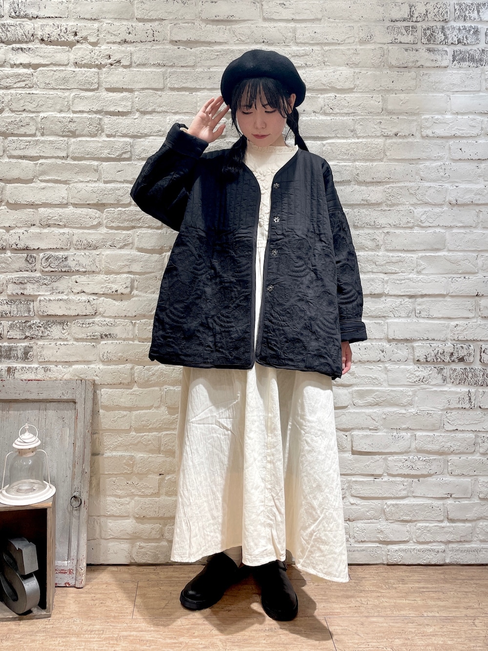 ツハルバイサマンサモスモス●フラワー柄キルトリバーシブルジャケット●人気ブラウン ツハルバイサマンサモスモス フラワー柄キルトリバーシブル