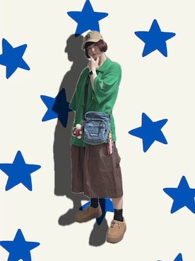 「アイテム（レッグウェア）」を使った、チャッキーナ 𓆌さん（レディース・160cm）の秋コーディネート