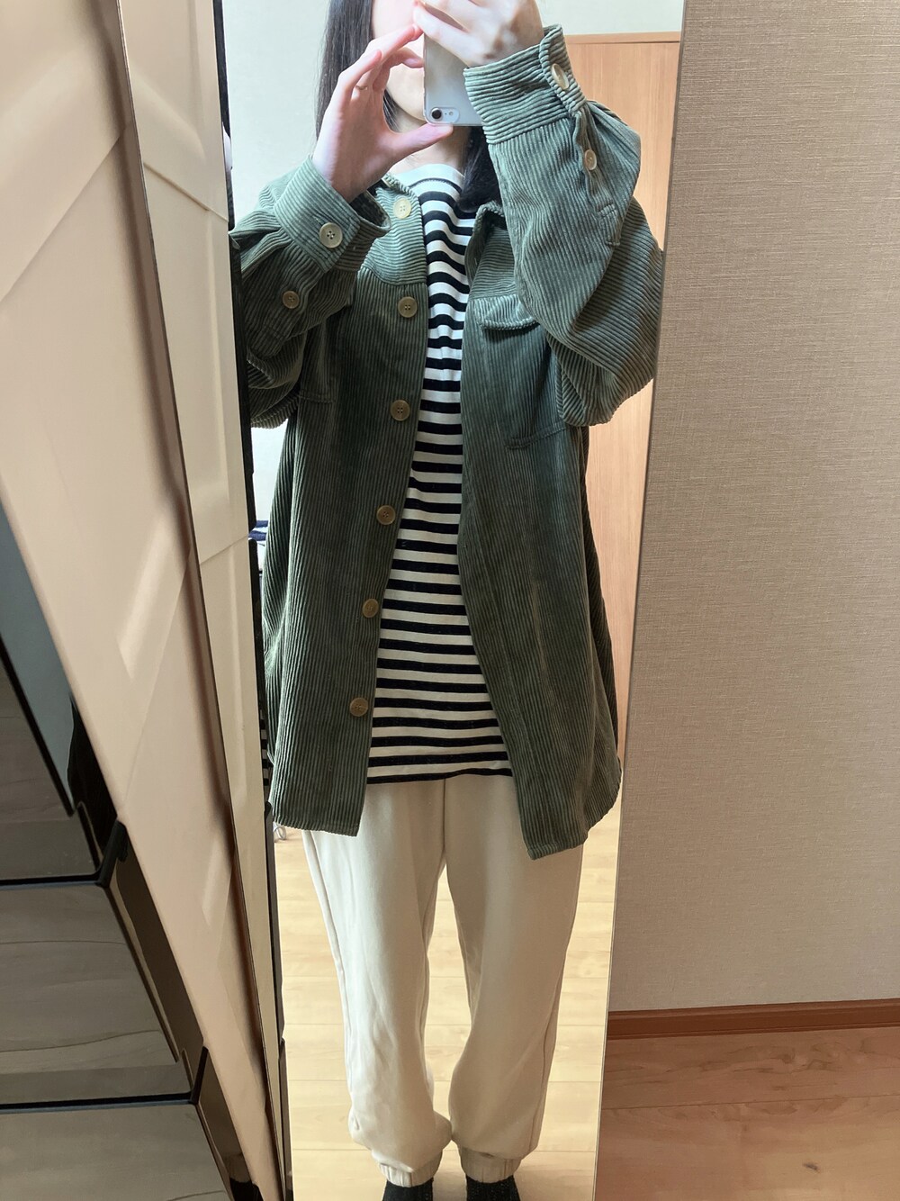 TODAYFUL - ボーイフレンドコーデュロイシャツ TODAYFUL（トゥデイフル）の「ボーイフレンドコーデュロイシャツ