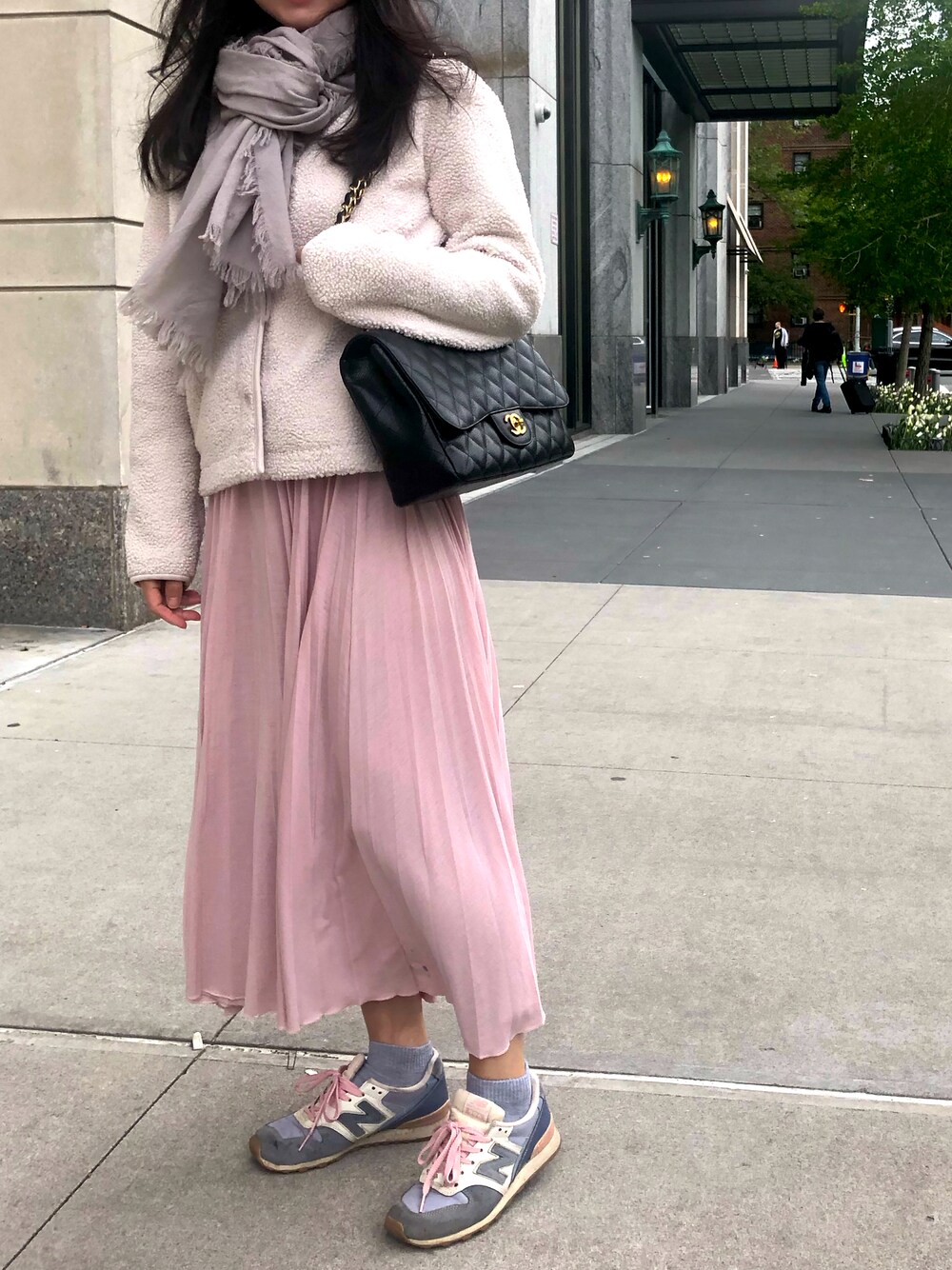 「オトナ女子、ラクチンコーデ、シンプルコーデ、プチプラコーデ、デート、デートスタイル（WOMEN）、NYC」｜「UNIQLOのアイテム（ジャケット/アウター、ホワイト系）」を使った、ききさん（レディース・158cm）の春コーディネートの1枚目の写真