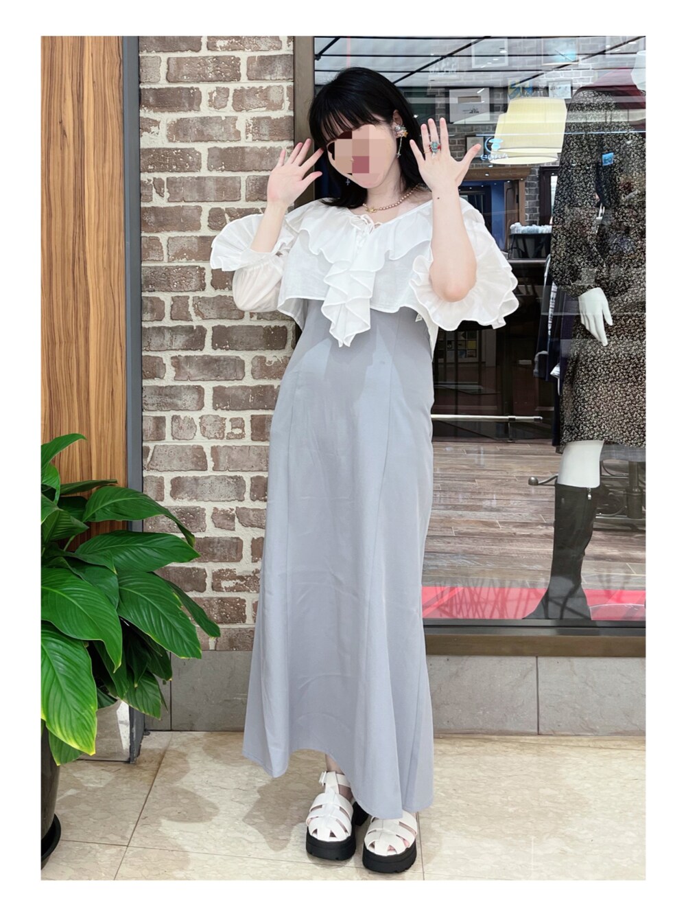 「LOWRYS FARMのアイテム（ジャケット/アウター、ブルー系）」を使った、ゆうちゃんʕ•̀ω•́ʔ✧さん（レディース・155cm）の秋コーディネートの1枚目の写真