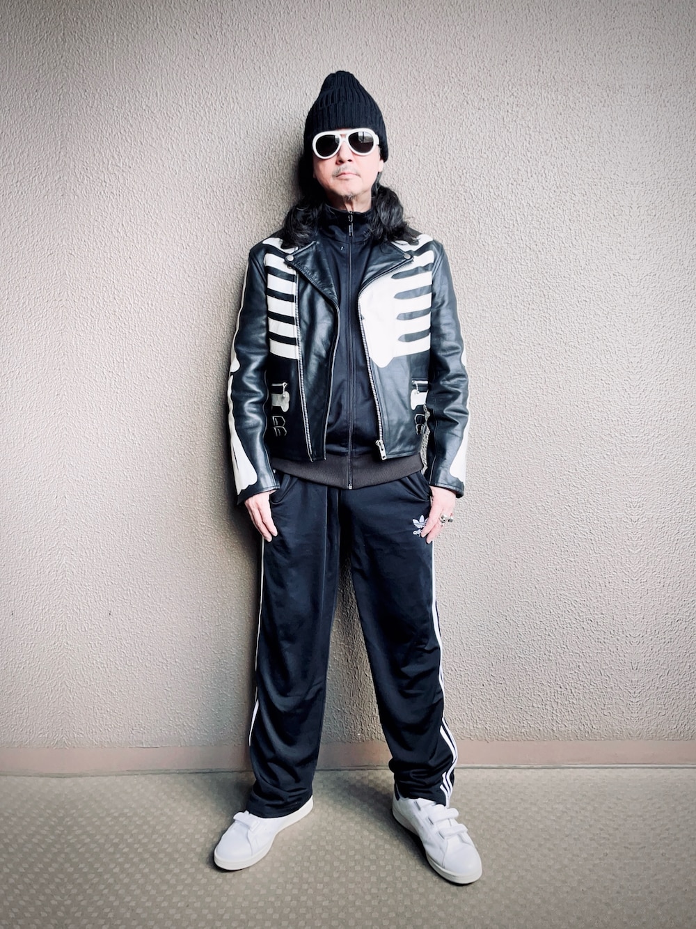 adidasのジャージを使った「ライダースジャケット」の人気ファッション 