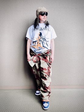 「GEEKS RULEのアニメT（Tシャツ/カットソー、ホワイト系）」を使った、Yasunishi69さん（メンズ・168cm）の夏コーディネート