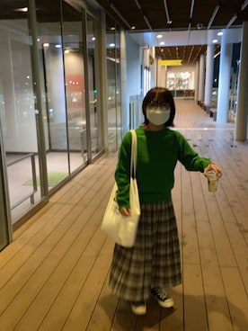 「アイテム（ニット/セーター）」を使った、ナさん（レディース・145cm）の秋コーディネート