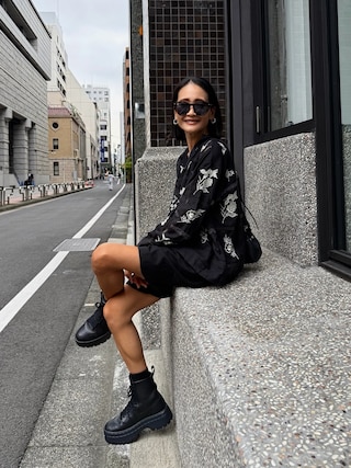 「JORDAN BRAND(ジョーダンブランド)のエア ジョーダン 1 ブルックリン ウィメンズブーツ / Air Jordan 1 Brooklyn Women's Boots FJ5737-001 Black(ブーツ)」を使った、Yukieさん(レディース・166cm)の秋コーディネート