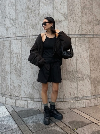 「JORDAN BRAND(ジョーダンブランド)のエア ジョーダン 1 ブルックリン ウィメンズブーツ / Air Jordan 1 Brooklyn Women's Boots FJ5737-001 Black(ブーツ)」を使った、Yukieさん(レディース・166cm)の秋コーディネート