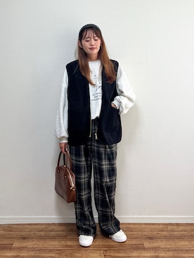 「アイテム（ベスト）」を使った、anmiさん（レディース・156cm）の秋コーディネート