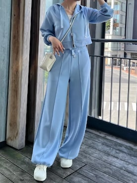 「アイテム（スウェットパンツ）」を使った、神戸レタスさん（レディース・162cm）の秋コーディネート