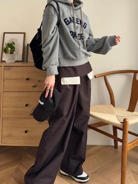 「ロゴパーカー」｜神戸レタスさん（レディース・162cm）の春コーディネート