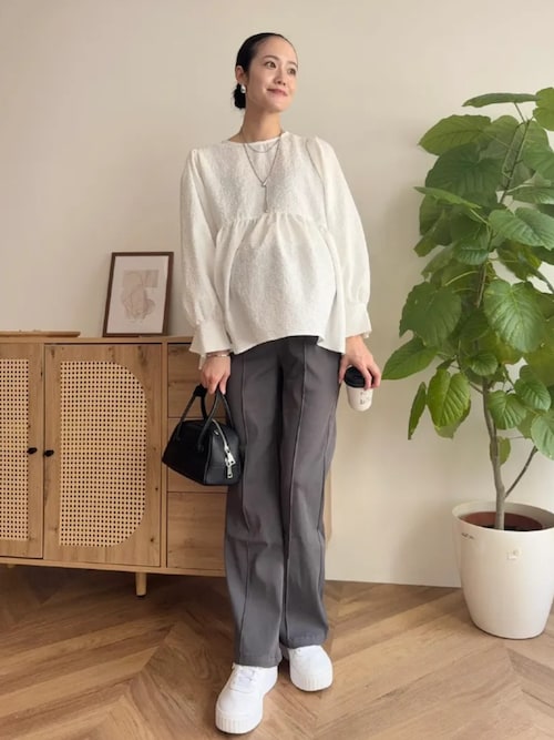 のびのびストレッチセンターラインマタニティパンツ（マタニティウェア