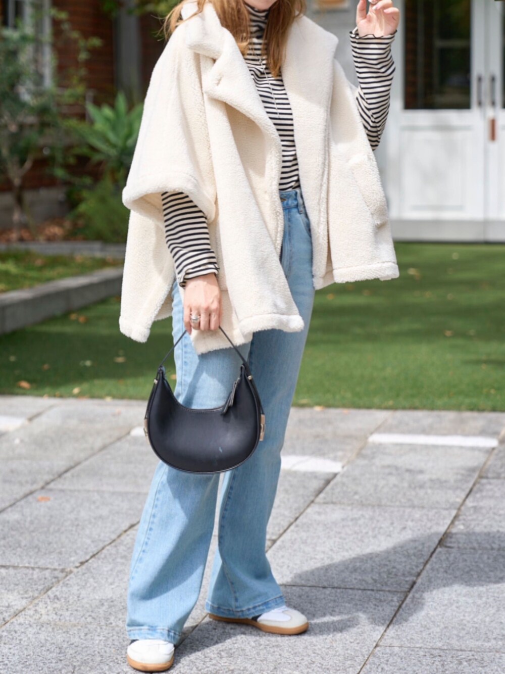 KOBE LETTUCE（コウベレタス）の「ボアケープコート（ポンチョ）」 - WEAR