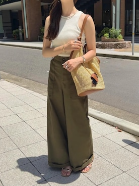 「KOBE LETTUCE（コウベレタス）のアイテム（ニット/セーター）」を使った、神戸レタスさん（レディース・158cm）の秋コーディネート